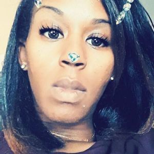 Meet your Posher, Ebony